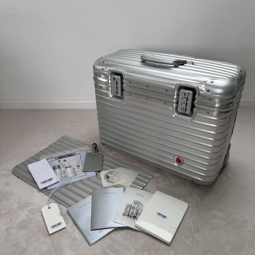 Rimowa vodafone topas pilot - vodafone,