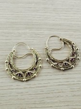 Boucle d'oreille femme plaque