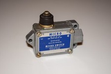 Micro Switch DTF2-2RN-LH 10A 125/250VAC,  series L59, new no box 1-year warranty