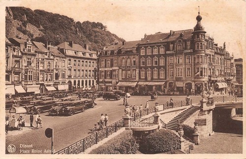 Dinant place reine - -, astrid
