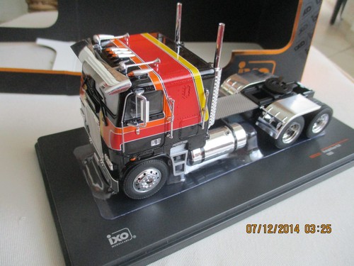 Miniature tracteur - 1/43,