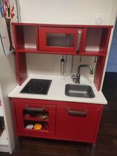 cuisine enfant bois rouge Ikea