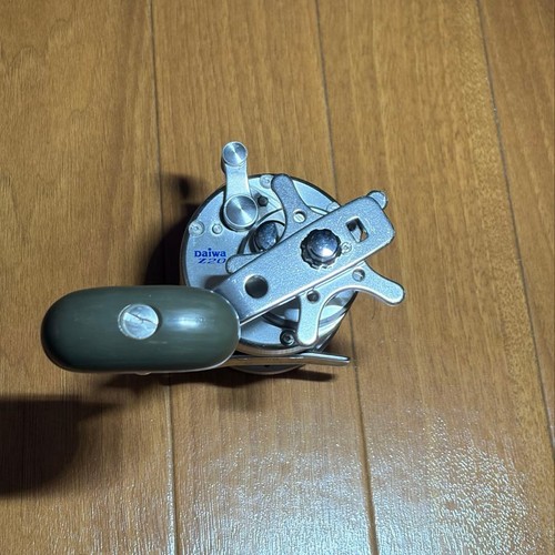 Moulinet pêche daiwa - moulinet,