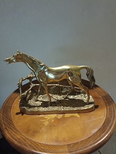 Mène bronze doré signé - bronze,