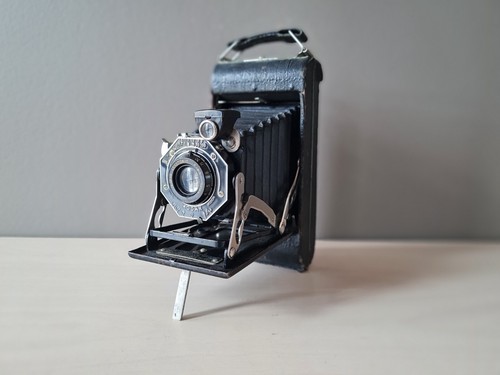 Appareil photo ancien - ancien, a