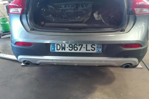 Pare choc arriere volvo - pare,