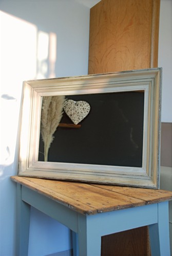 Grand miroir dans son - , en