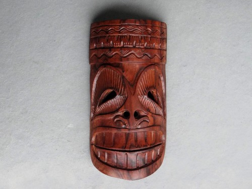 Tiki bois sculpté main - en,