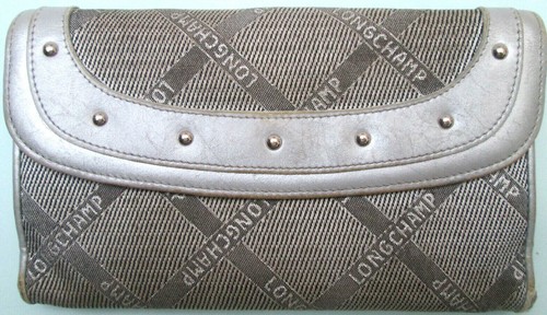 Longchamp - -,