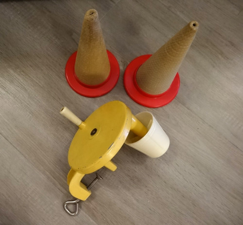 Bobinoir avec cônes pour - avec,