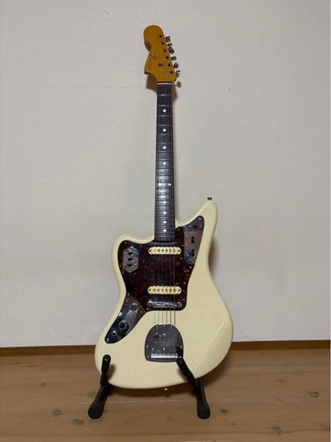 Rare fender japan jaguar - fender, lefty