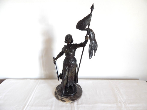 Ancienne grande sculpture - ancienne,