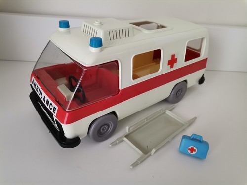 Ambulance vintage 3254 - vintage, no