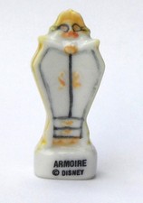 cyb - Fève Disney  Armoire