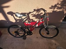 Vélo enfant 20 pouces + casque (B-Twin) - Très bon état