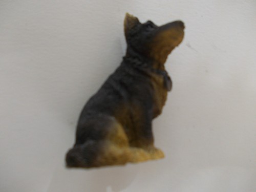 Chien résine cm - chien,