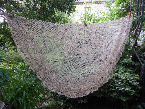Nappe fait main - fait, au