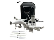 DJI PHANTOM 4 QUADCOPTER DRONE IN CARRY CASE + 3 BATTERIES (AZP023209)