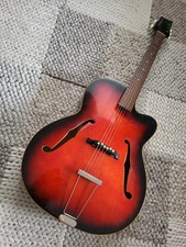 Guitare Archtop Klira