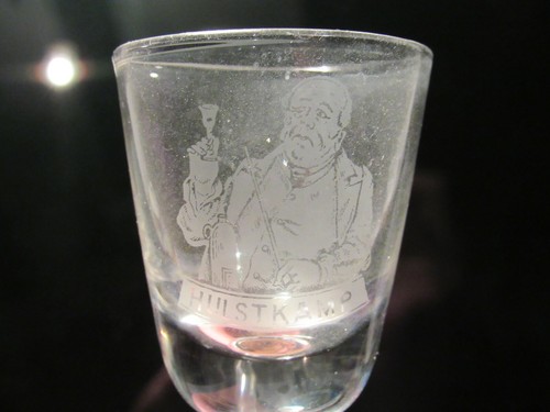 03i4 ancien verre goutte - ancien,