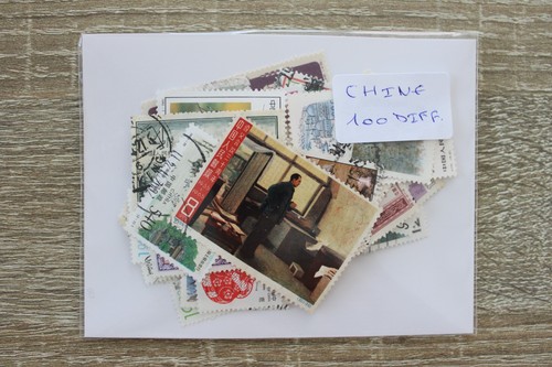Chine 100 timbres - , différents
