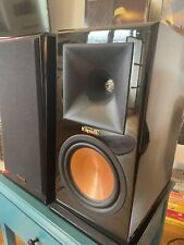 Enceintes Bibliothèque-