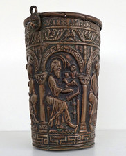 Ancien SEAU à EAU BENITE