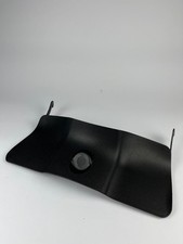 Cache boîte à gants avant