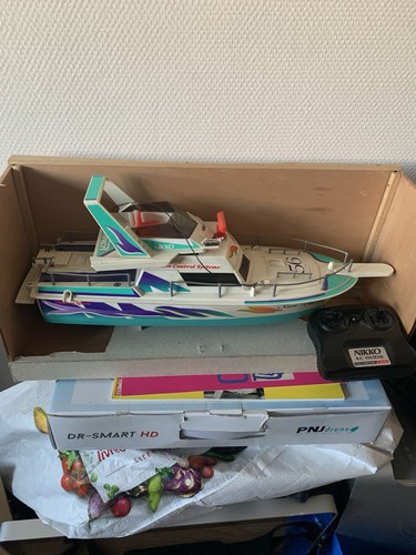 Bateau télécommande nikko - télécommande,