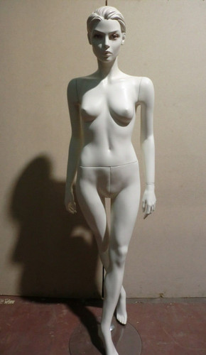 Mannequin vitrine poupée mode - mannequin,