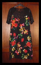 Superbe/Robe/Noir/Fleurs