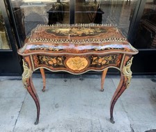 TABLE DE JARDIN ANCIENNE.STYLE