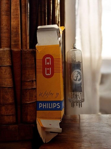 Tube radio ancien philips - tube,