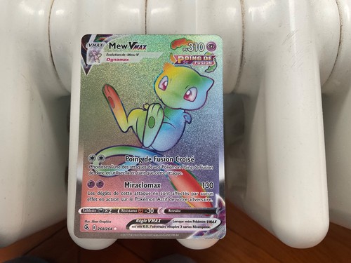 Carte pokémon mew vmax - ,