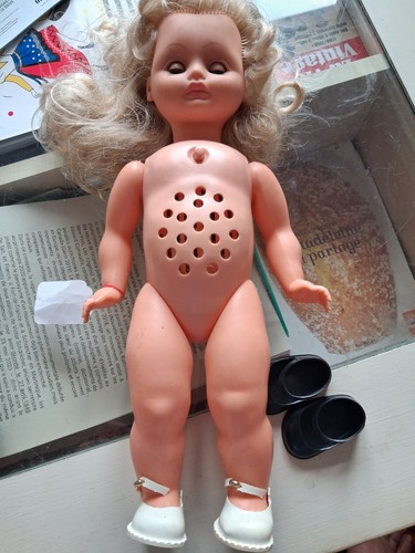 Poupee bella fille plastique - poupee,