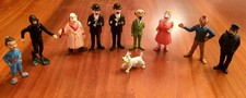 LOT 10 FIGURINES TINTIN