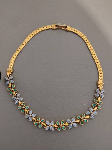 Collier tour cou cristal - cou,