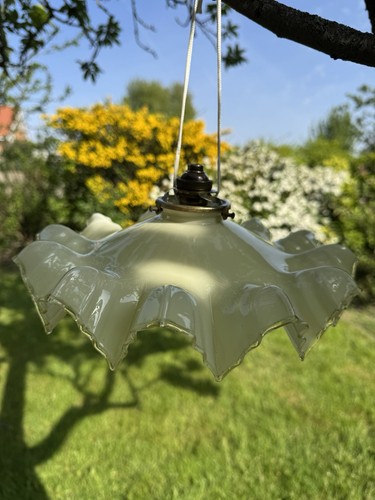 Ancienne suspension abat - suspension, jour