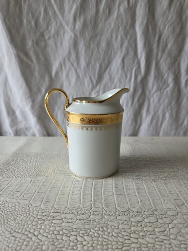 Pichet broc cruche pot - cruche,