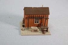 DD039 VOLMER 43640 HO HO Train Model Mounted Cabin Garden Shelter