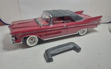 SIGNATURE SERIES 1/18 IMPERIAL CROWN 1961 CONVERTIBLE BON ETAT SANS BOITE gé