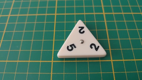 Pièce triangulaire 2 - triangulaire, 5