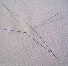 AIGUILLE MAGIQUE SOUPLE GRAND TROU CENTRAL pour PERLES **125 x 0,6 mm** bijoux 