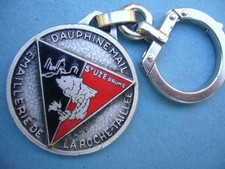 AUGIS keychain - Enamelie de la ROCHE-TAILLEE Saint Uze 26 Dauphiné No. 2