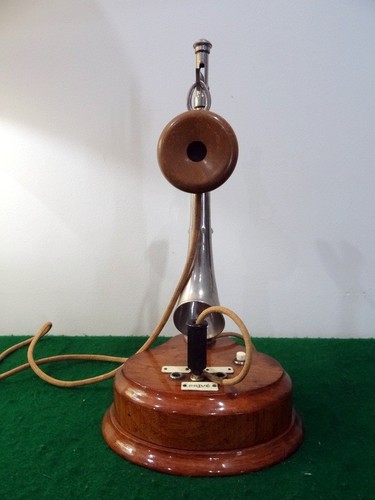 Superbe ancien telephone - ancien,