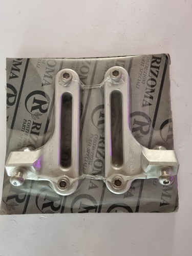 Rizoma attaches plancher - attaches,