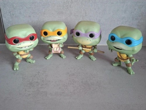 Funko pop vinyl lot 4 - pop!,