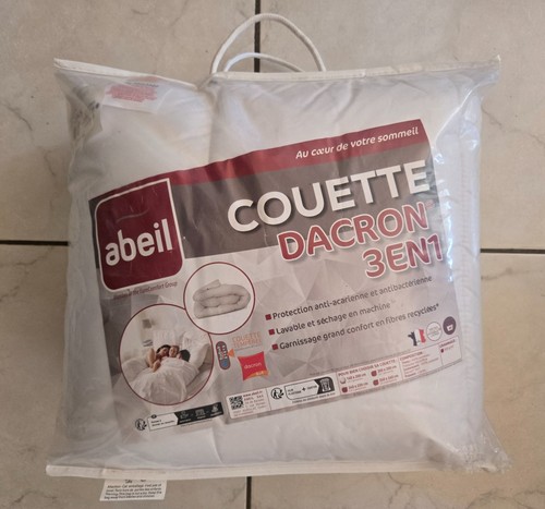 Couette tempérée blanche