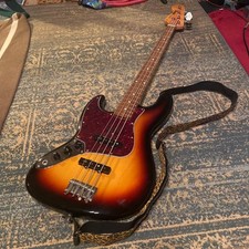 Guitare basse électrique Fender Japan Jazz Bass LH Sunburst main gauche vintage