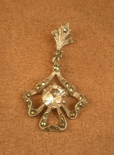 Pendentif ancien argent - en,